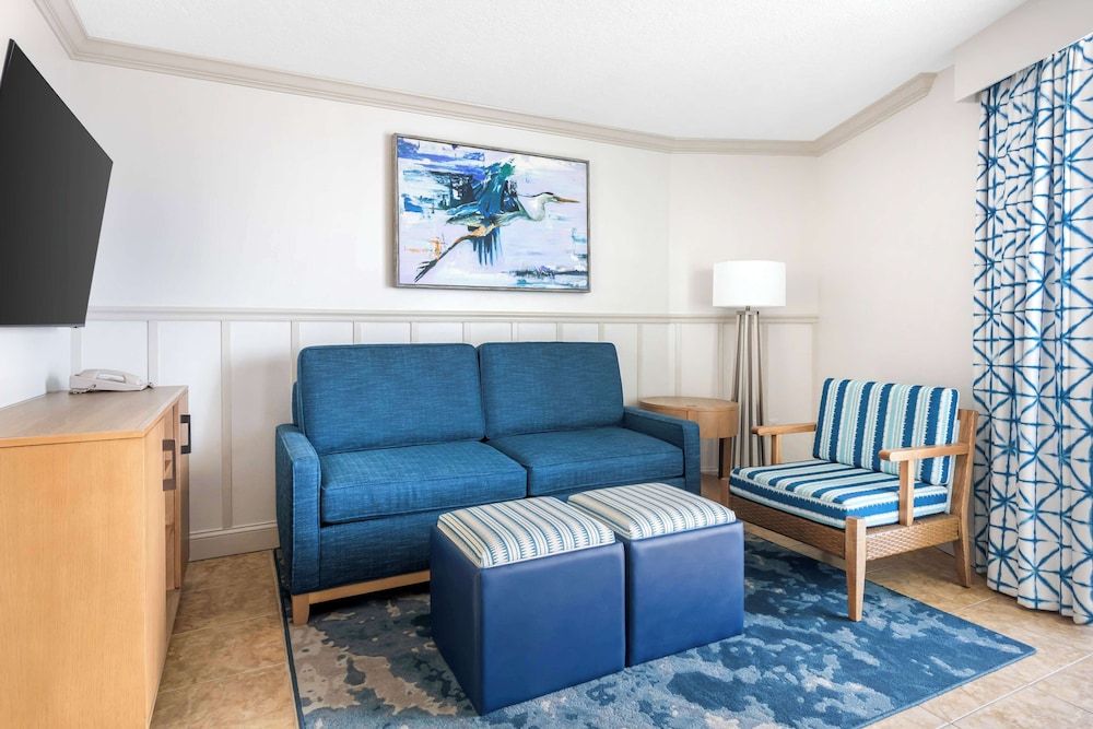 Hilton Vacation Club The Cove on Ormond Beach 1 Bedroom Queen Suite with Sofabed 3