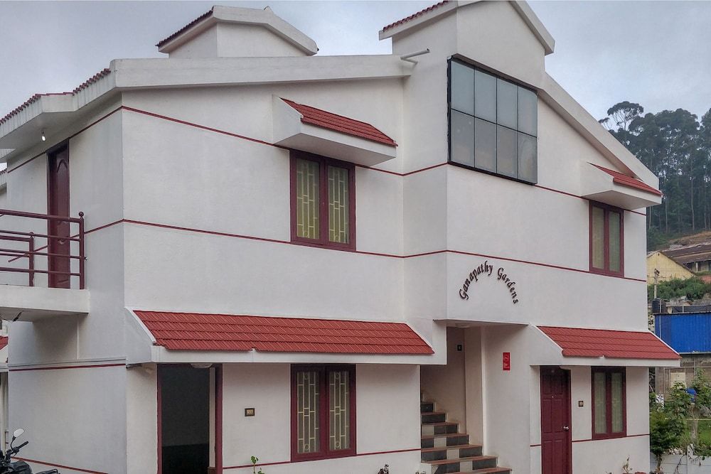 undefined OYO 27809 Hotel Ganapathy Garden