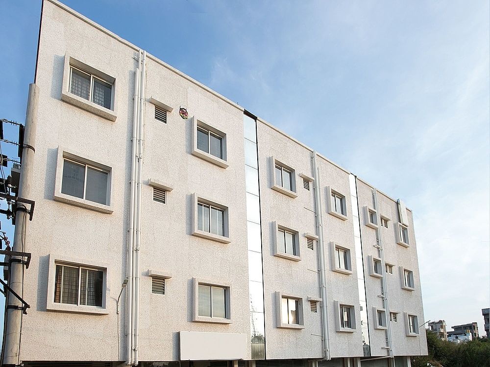 undefined OYO 8845 Airport AC Transit Stay 2