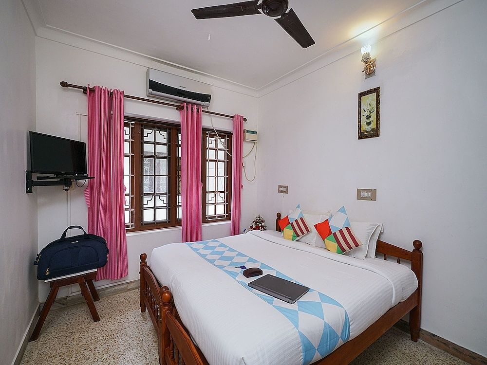 Oyo 18323 Home Splendid Stay Fort Kochi Beach Double or Twin Room 2