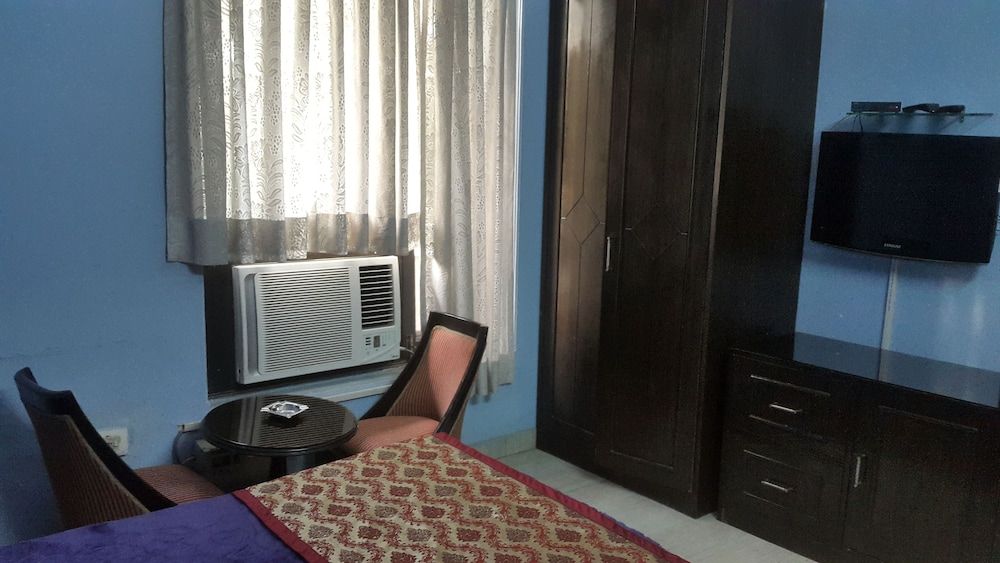 Hotel B&B INN Deluxe Double Room, 1 Bedroom, Non Smoking, City View 6