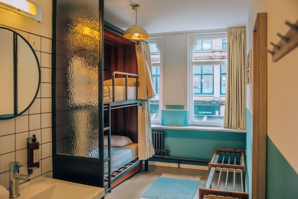Malacuna Manchester Twin Room 4