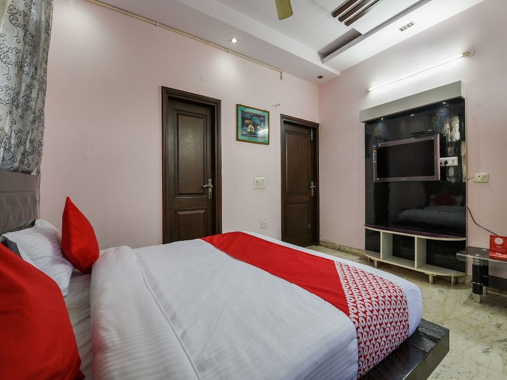 OYO 17017 Mu Stay Guest House Double or Twin Room 8