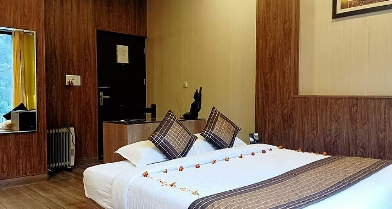 Haut Monde Hill Stream Resort and Spa Moksha 2