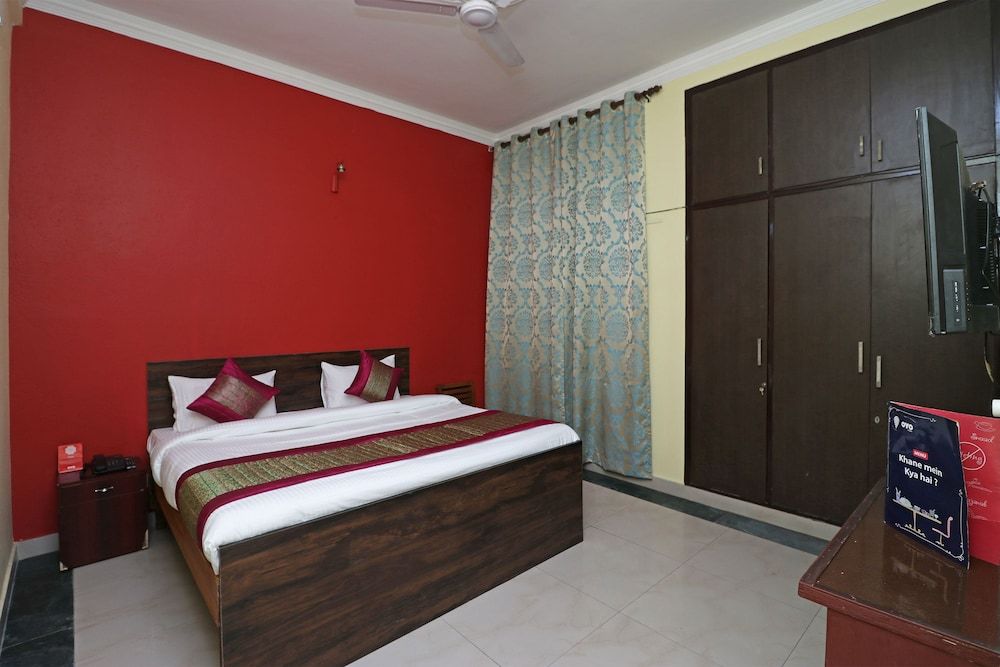 OYO 10747 Vashu Residency Double or Twin Room 12