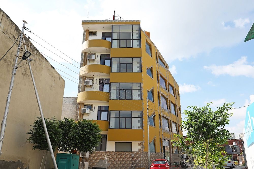 Hotel O Grand Empire Expressway