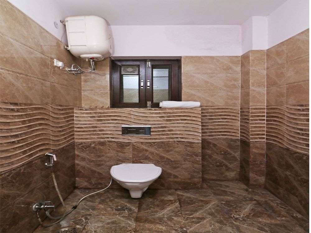 OYO 10172 Dhruv Residency Double or Twin Room 12