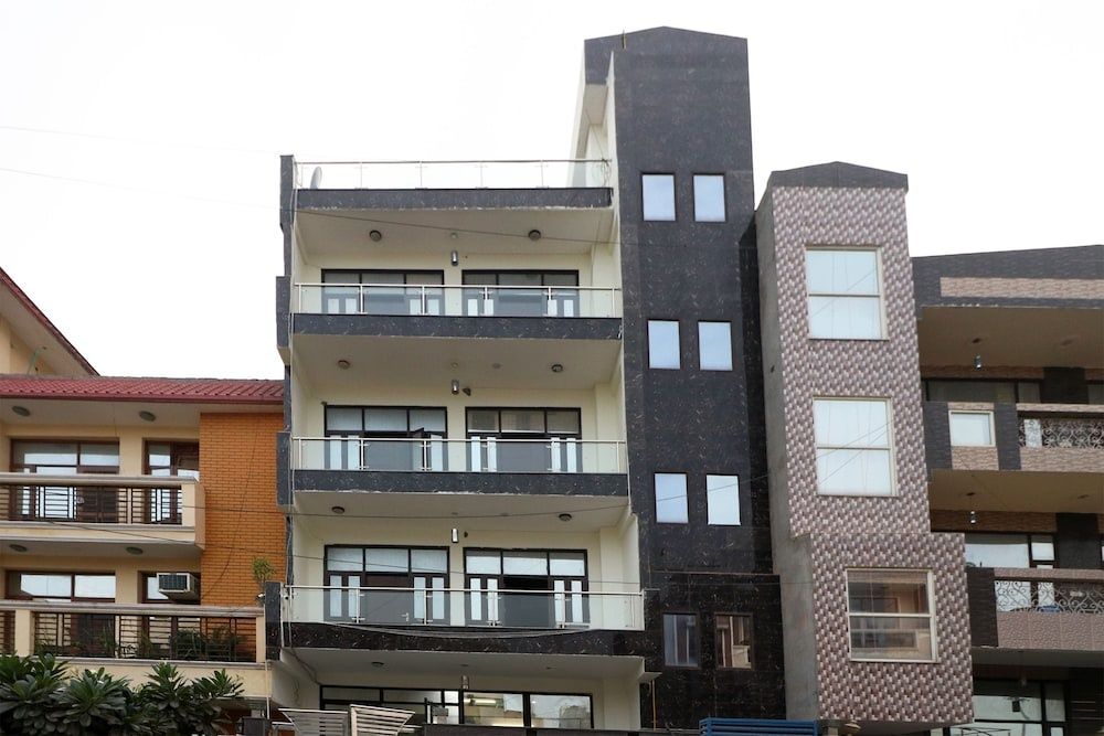 undefined OYO 10172 Dhruv Residency 3