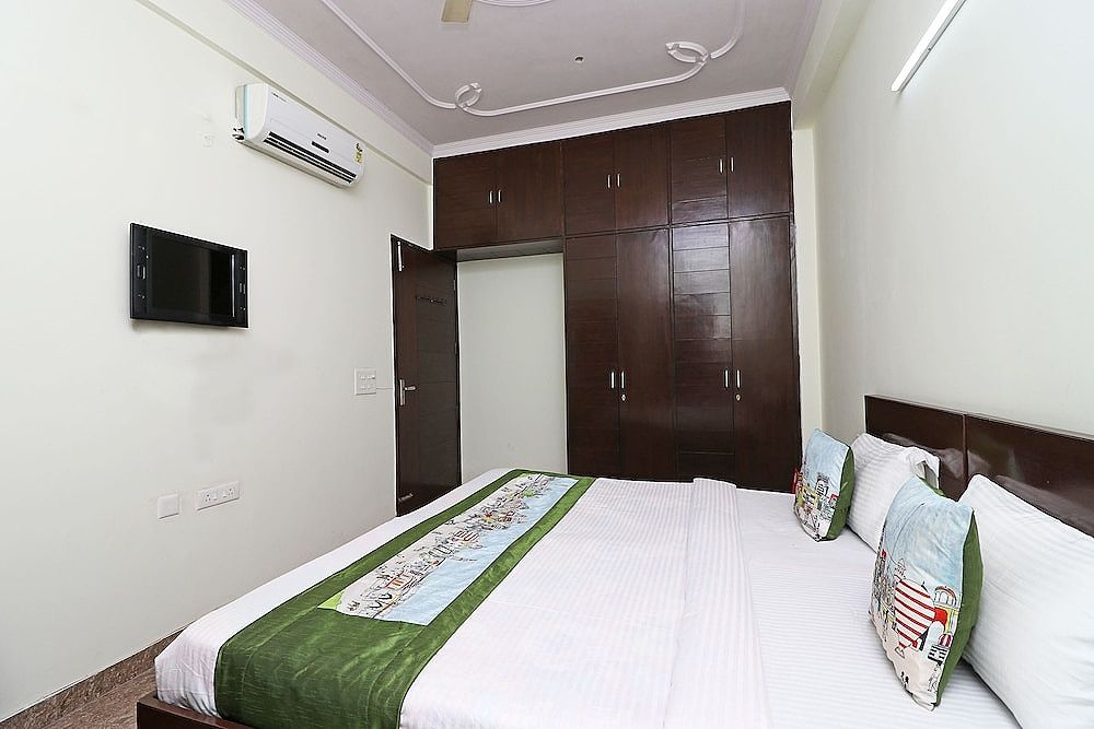 undefined OYO 10172 Dhruv Residency 7