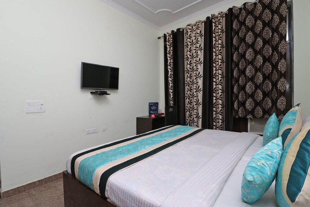 undefined OYO 10172 Dhruv Residency 10