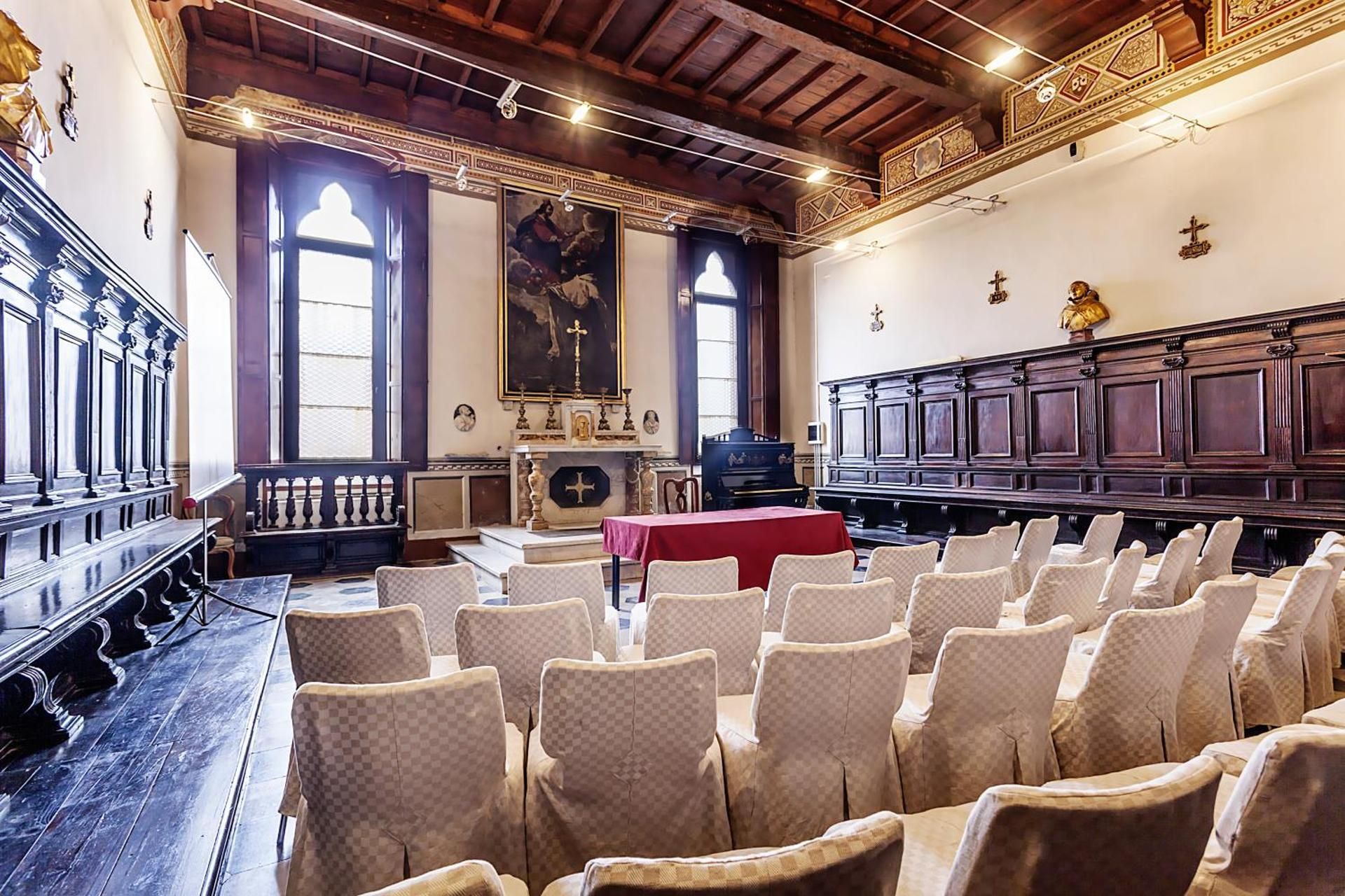 Il Chiostro Del Carmine