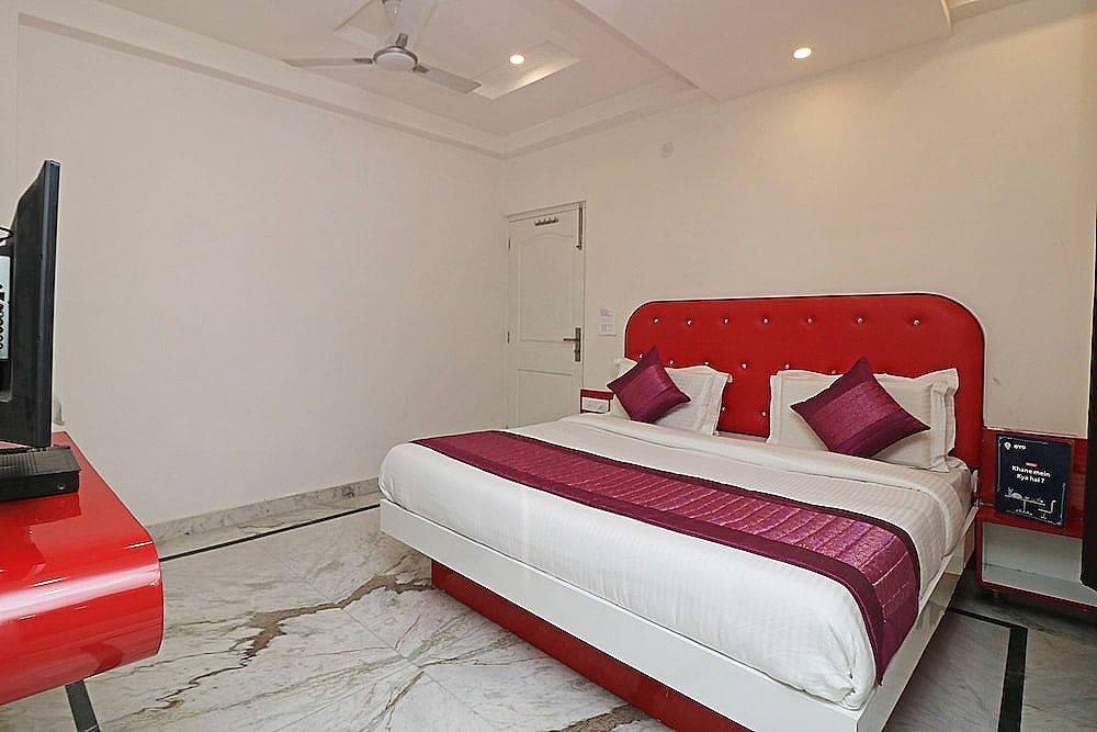 OYO 9821 Gali Hari Mandir Double or Twin Room