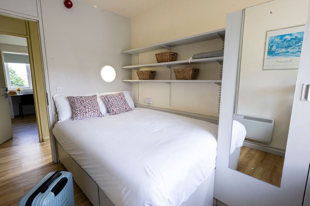 Basic Double Room, Ensuite