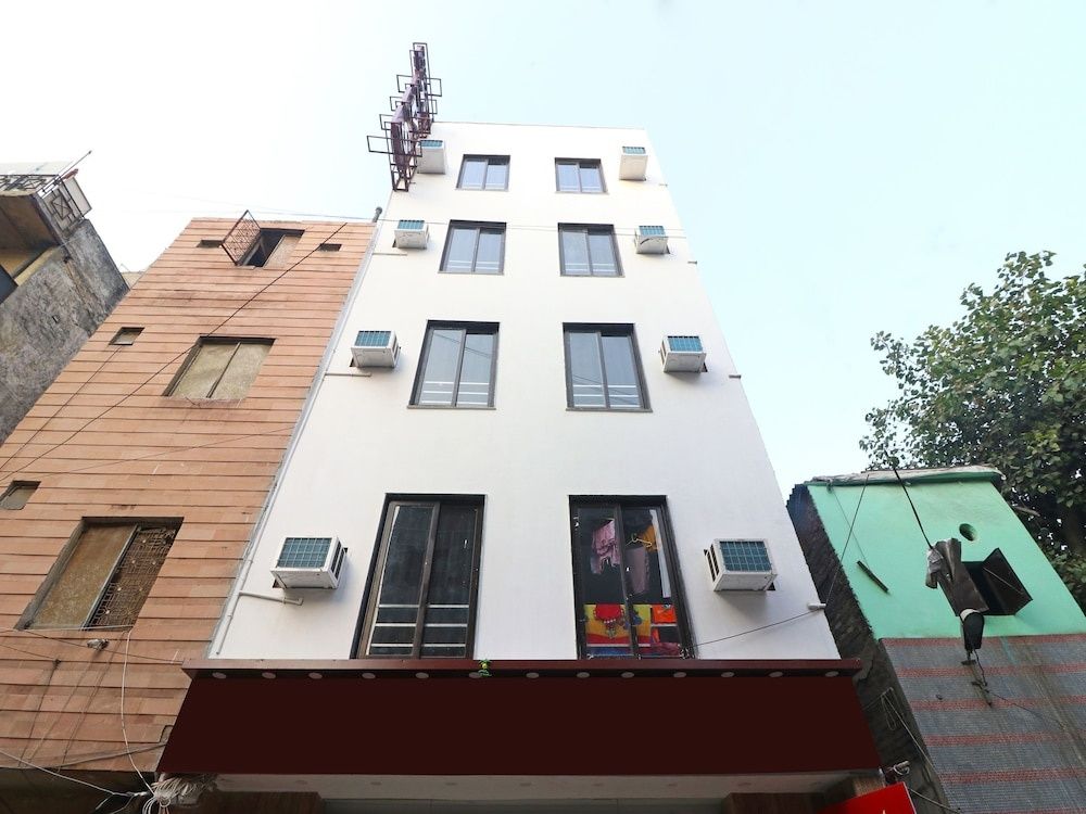 undefined OYO 11594 Hotel TVS