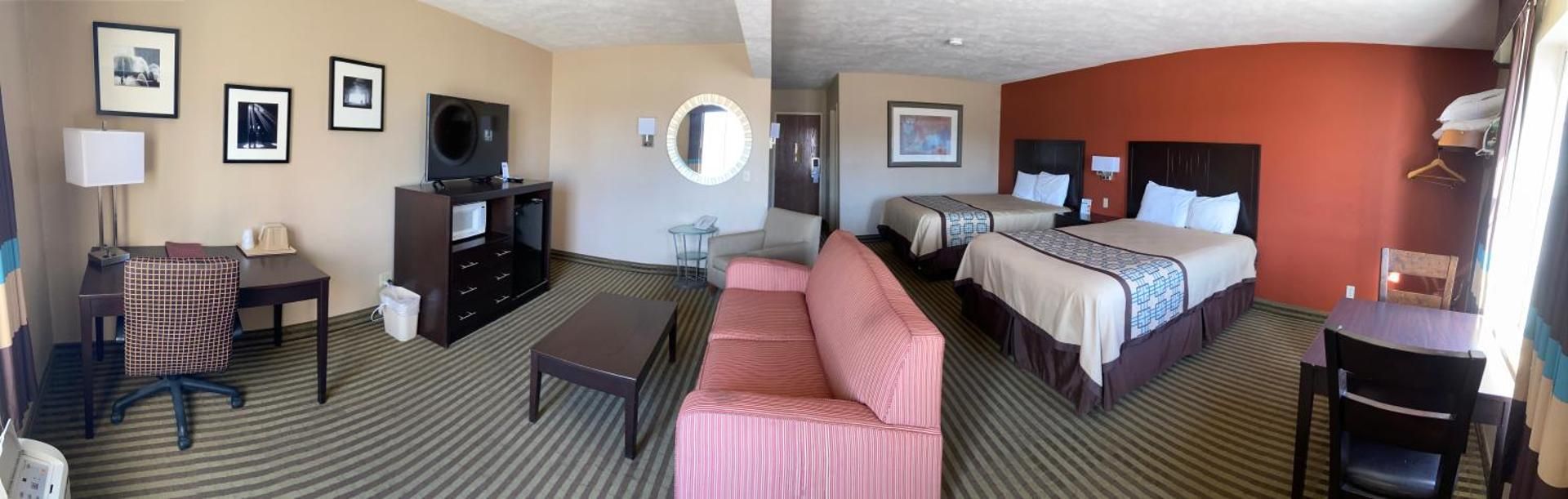 Deluxe Family Suite