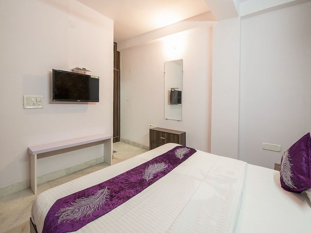 OYO 14728 Manan Residency Double or Twin Room 5
