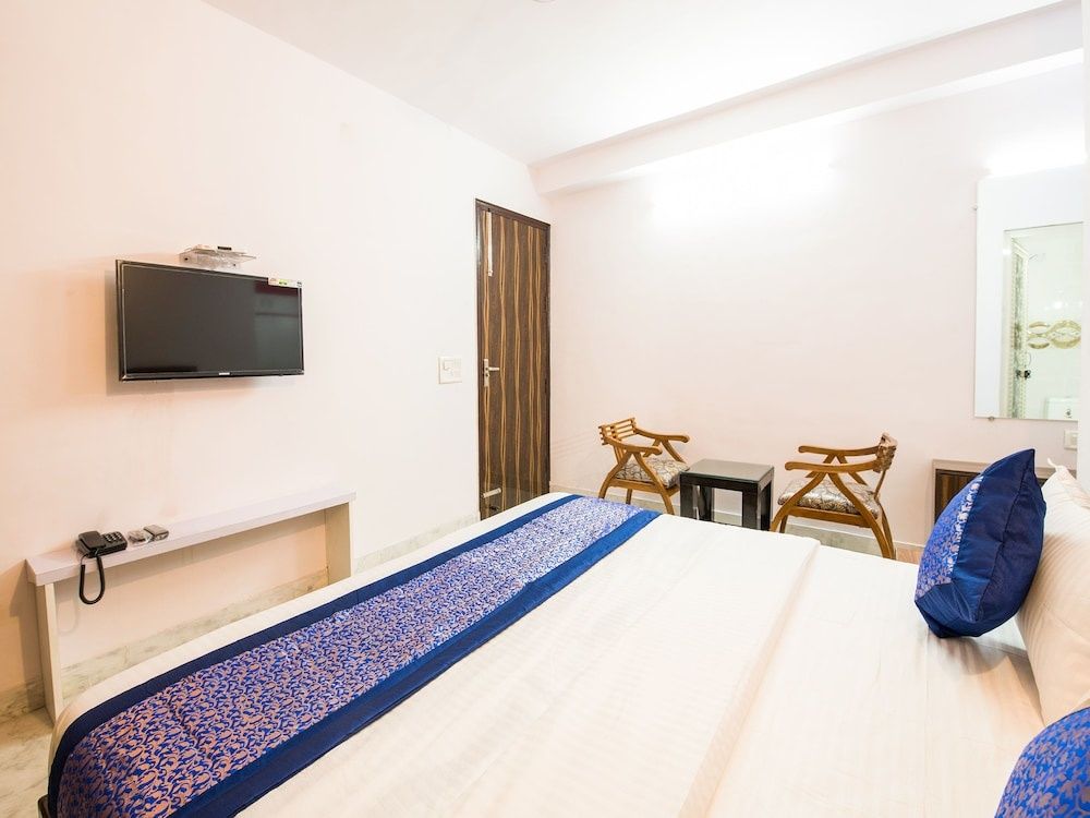 OYO 14728 Manan Residency Double or Twin Room 12
