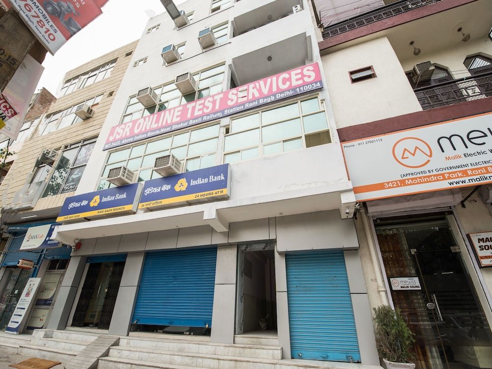 undefined OYO 14728 Manan Residency 4