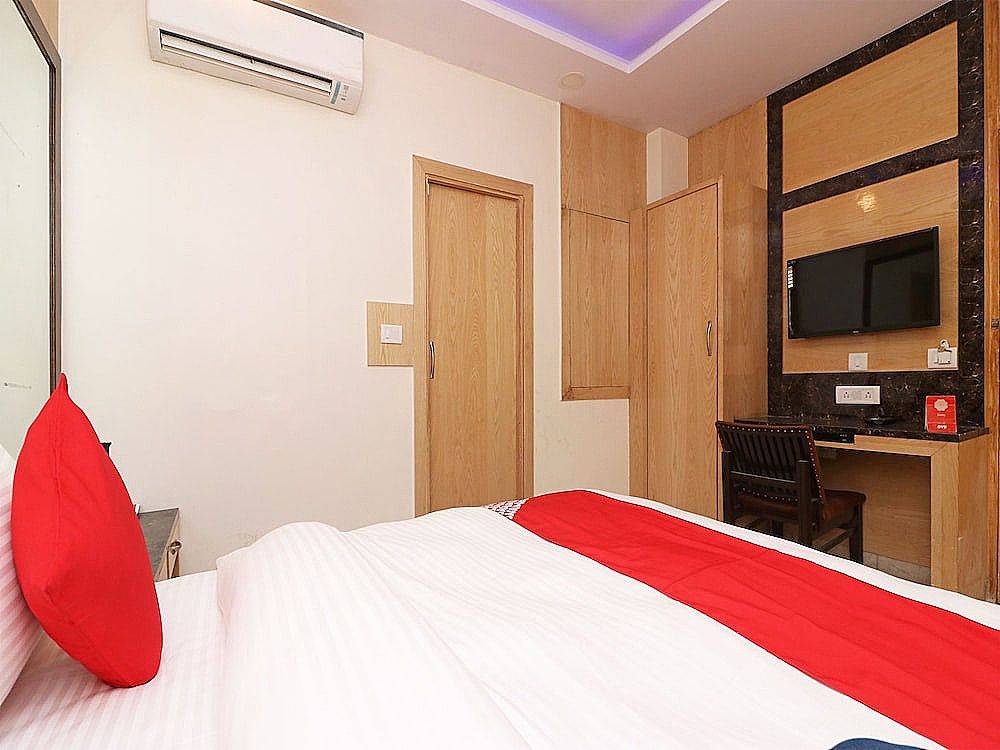 OYO 13774 Check In Room Double or Twin Room 4