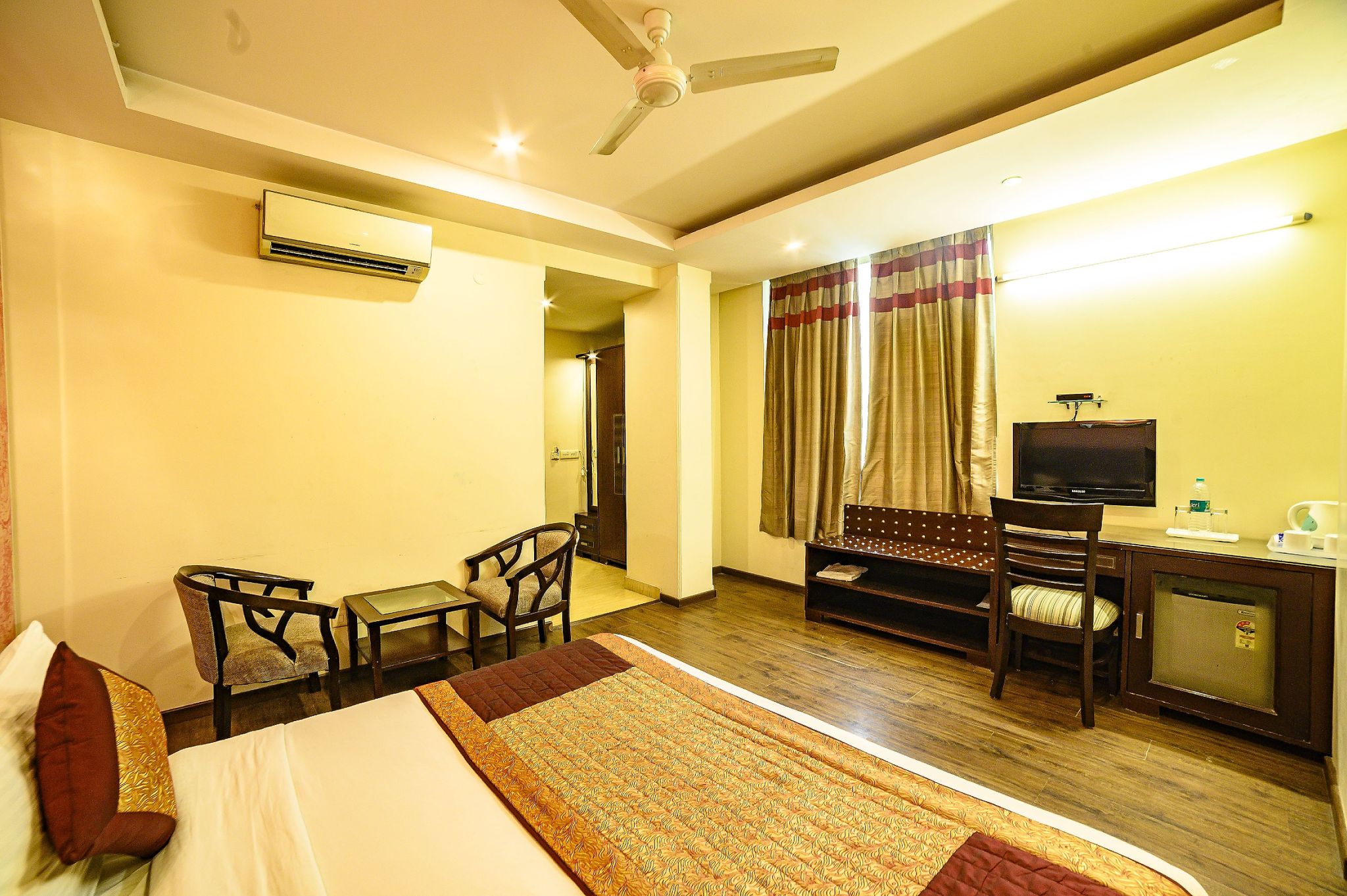 Vaishali Inn Superior Room 8