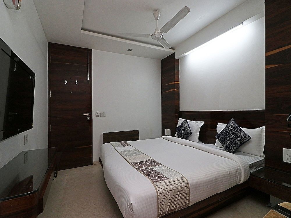 OYO 9536 Bee For Home Stay Double or Twin Room 7