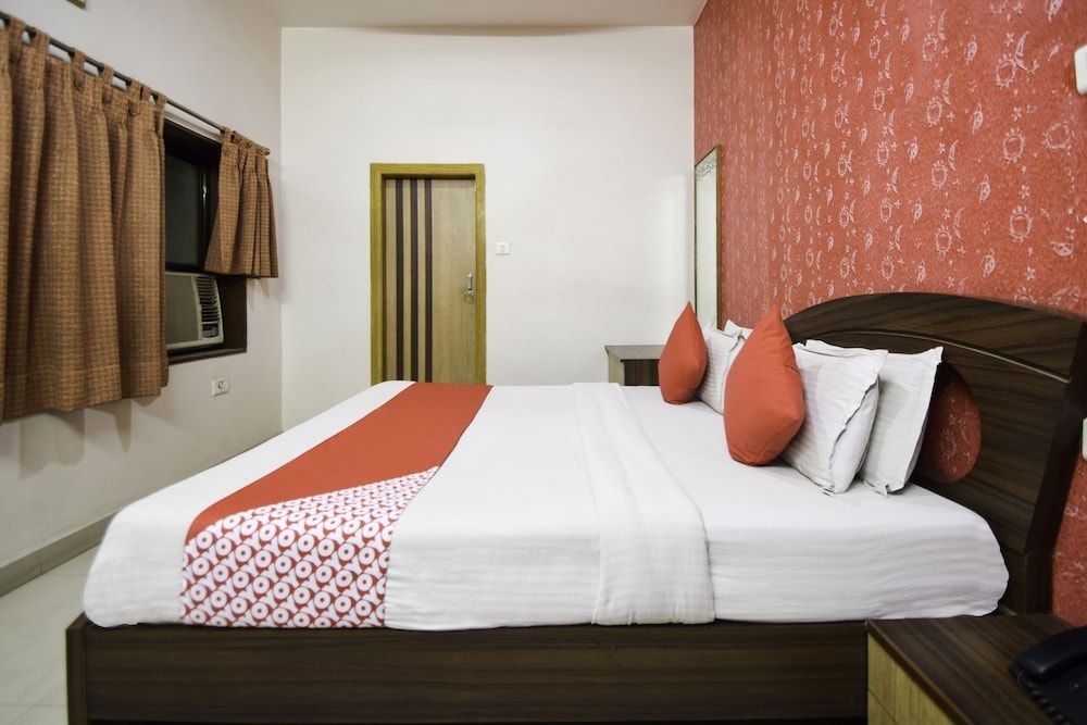 undefined OYO 29057 Shree Ram Regency 9