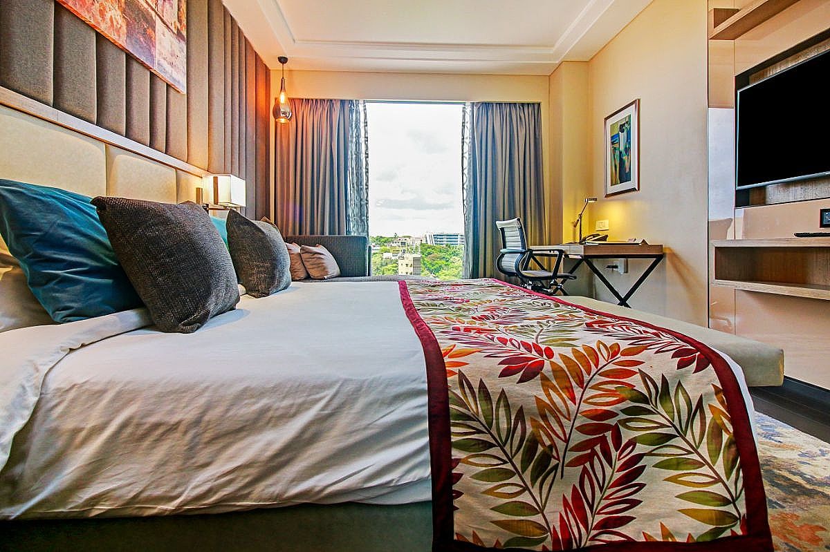 Radisson Mumbai Andheri MIDC Suite 9