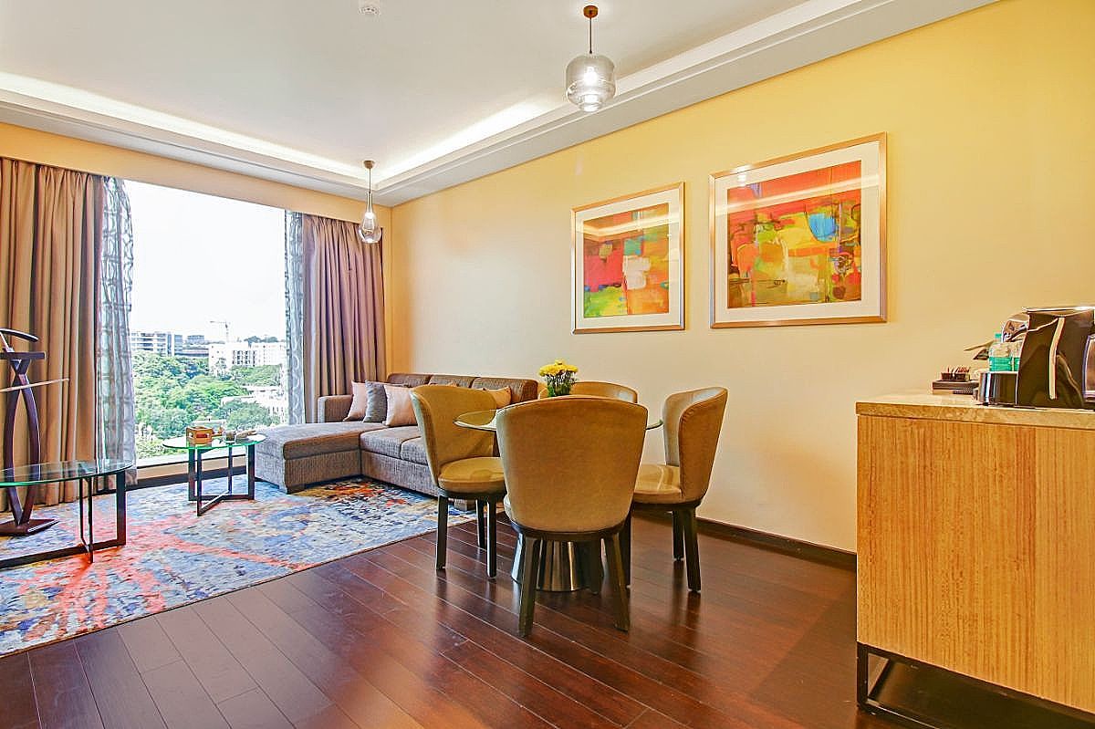 Radisson Mumbai Andheri MIDC Suite 22
