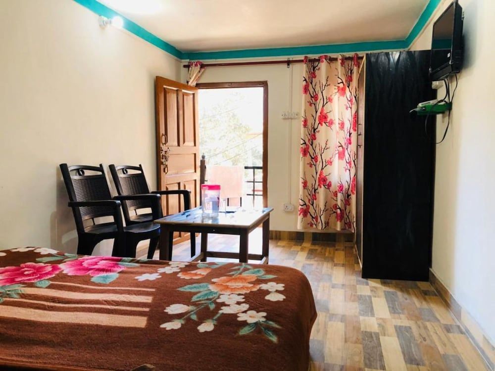 Goroomgo Colonel Cottage Lake View Deluxe Double Room, Lake View 6