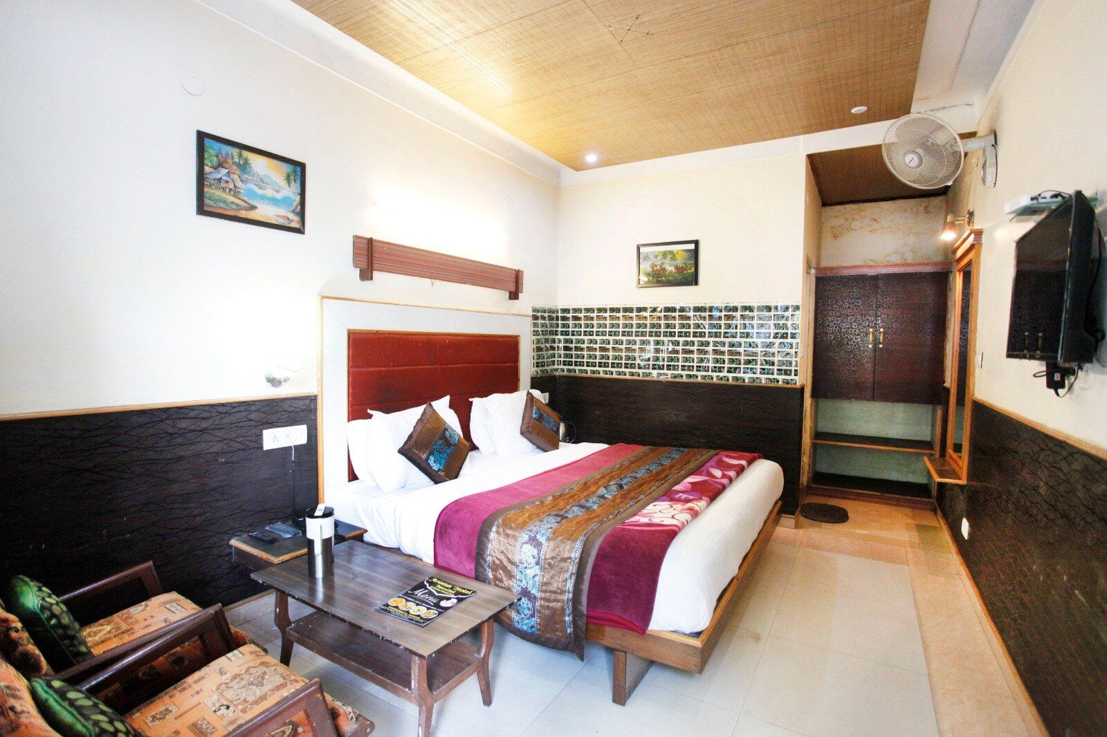 Hotel Aroma Nainital By Royal Collection Hotels Deluxe Room 6