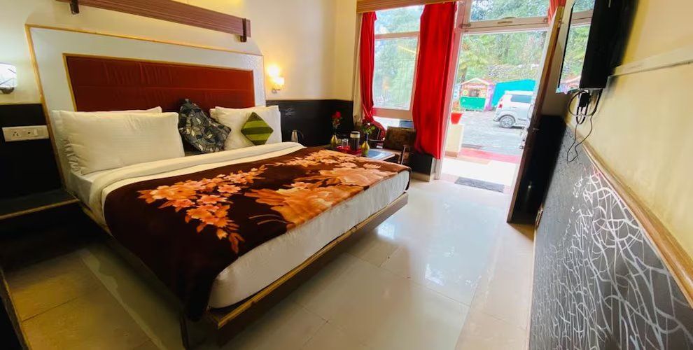 Hotel Aroma Nainital By Royal Collection Hotels Deluxe Room 12