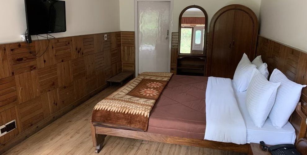 Hotel Aroma Nainital By Royal Collection Hotels Deluxe Room 16