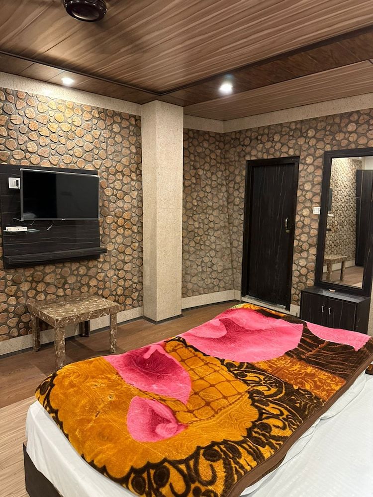 undefined Goroomgo Dolls Inn Nainital 8