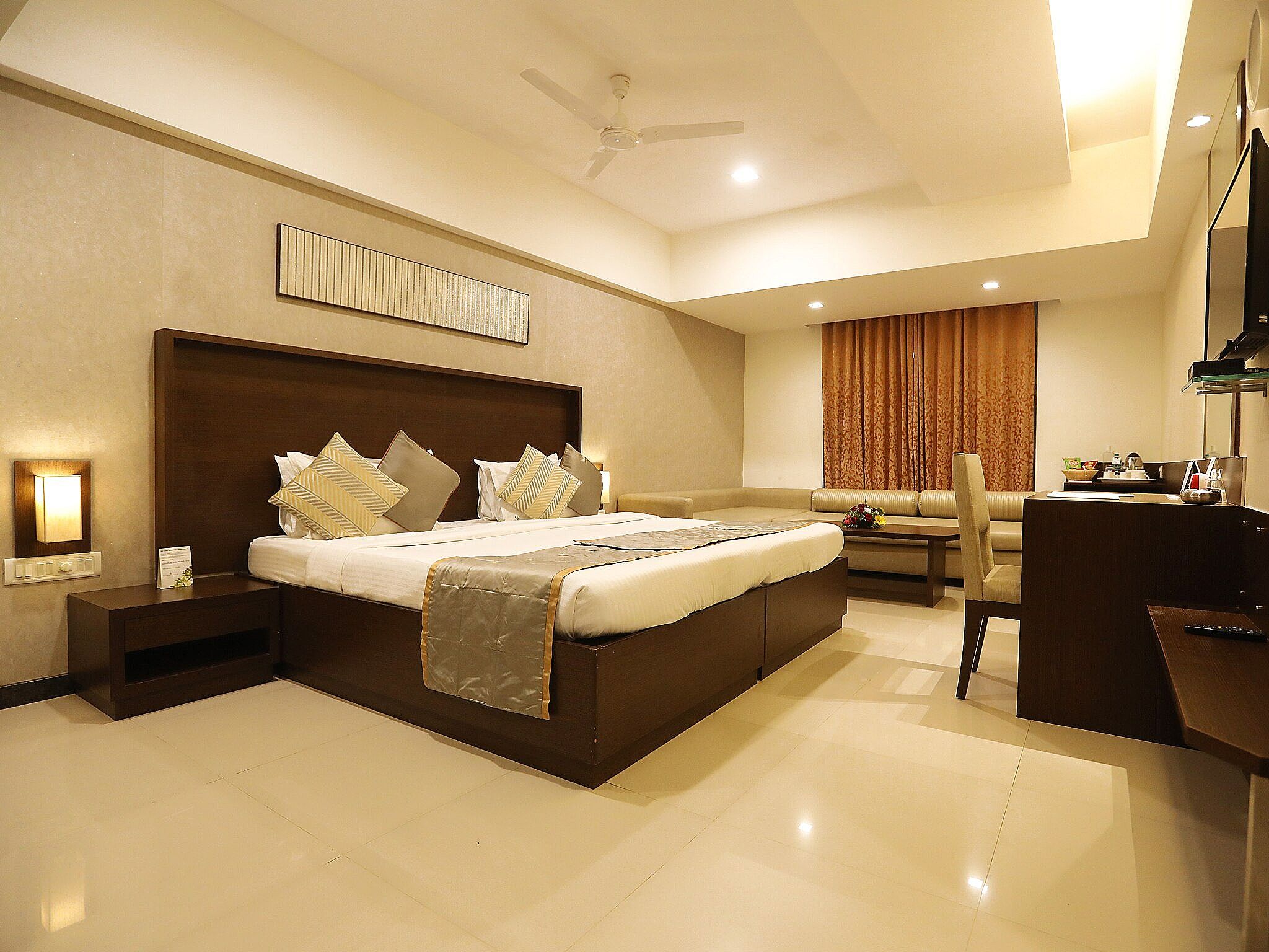 Super Deluxe Room - KING BED
