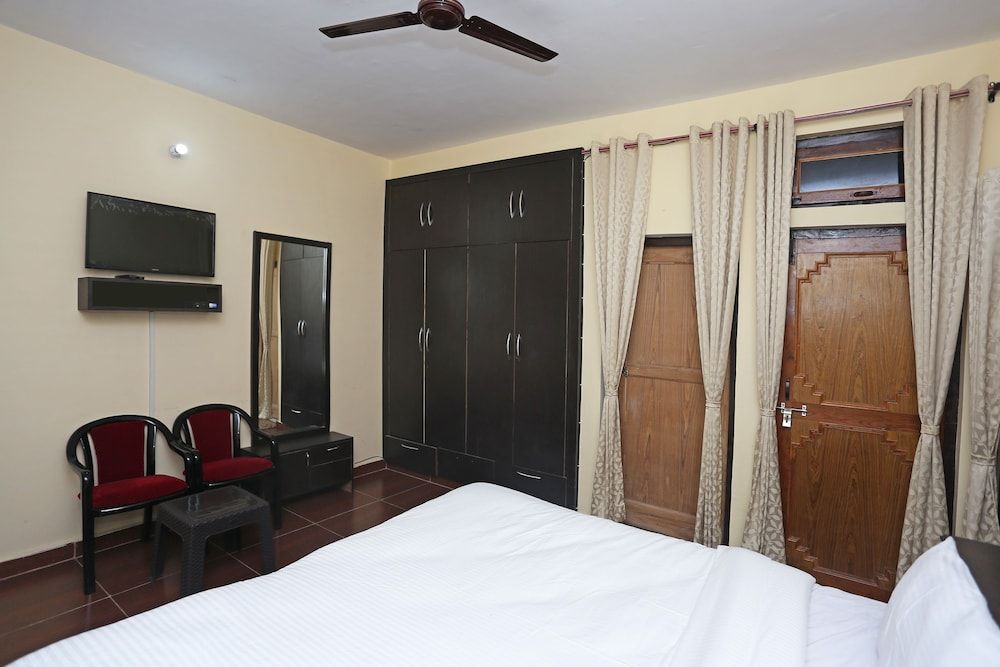 undefined OYO 12312 Home Lake View 2 BHK Bhimtal 10