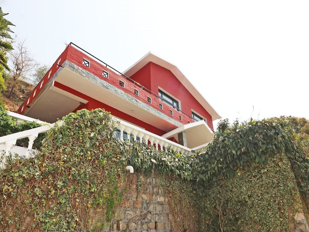 undefined OYO Home 14362 Valley 4BHK 3