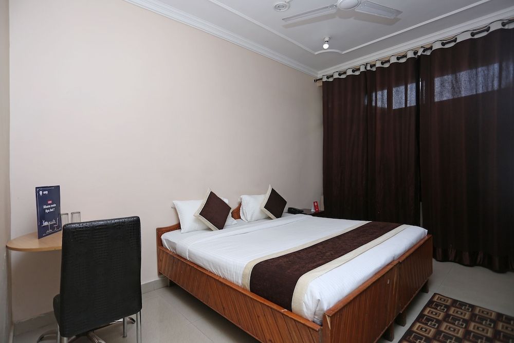 OYO 10216 Hotel UK Retreat Double or Twin Room 4