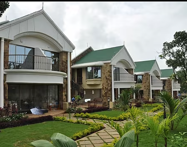 The Silverador Resort Club