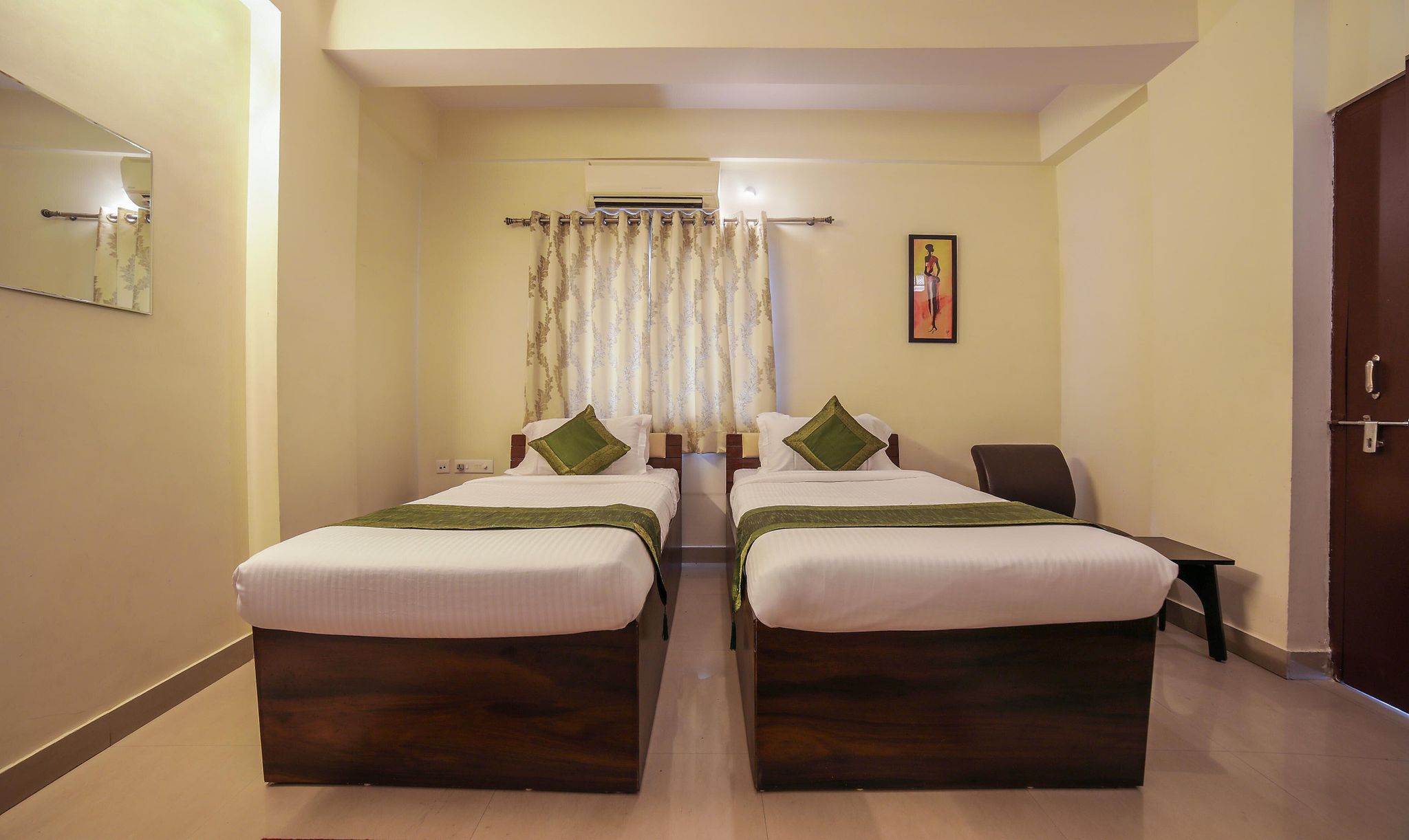 Treebo Ivory House Standard Double Room 7