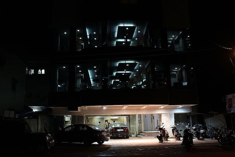 undefined JK Rooms 103 Loharkars Hotel 2