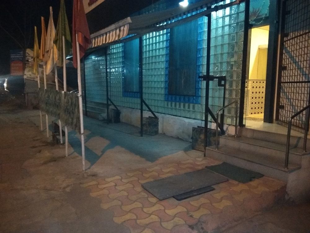 undefined JK Rooms 123 Hotel OrangeLeaf