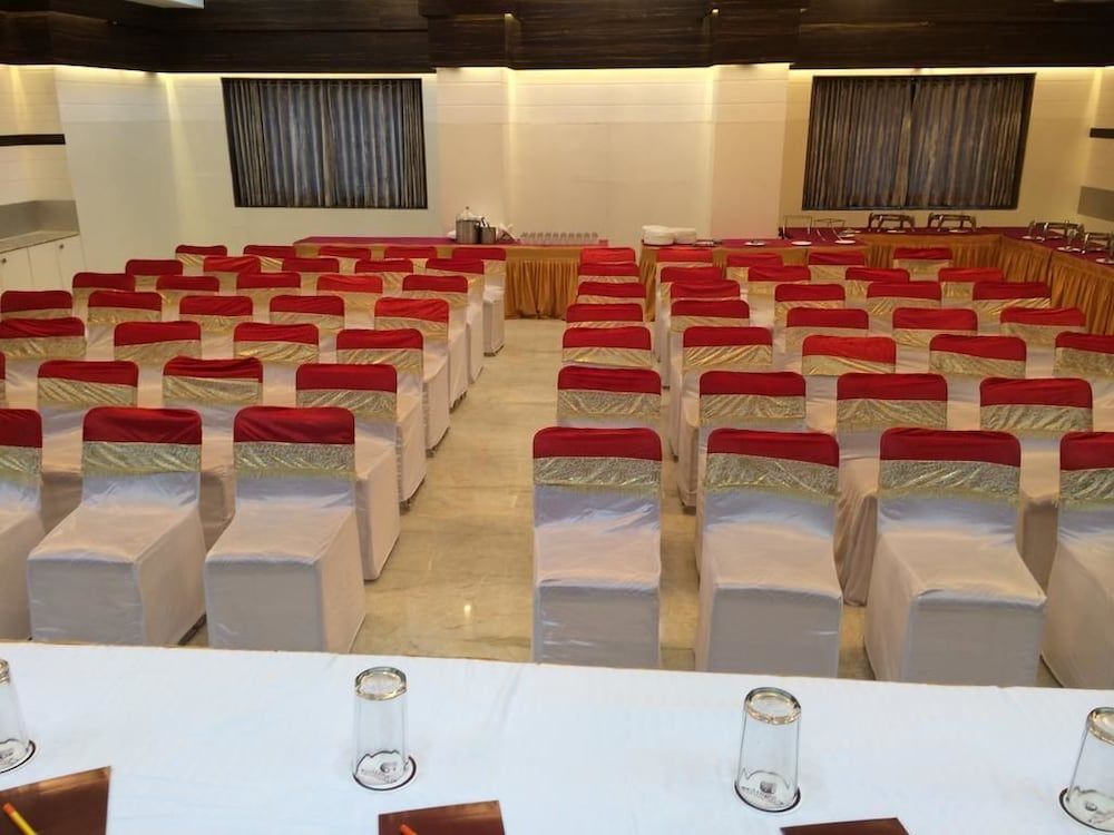 undefined JK Rooms 109 Hotel Mayur 3