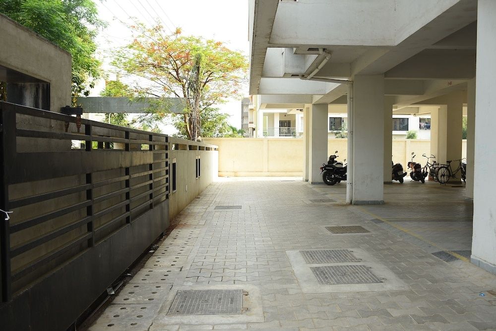 undefined JK Rooms 132 Parkland Service Apartment 3