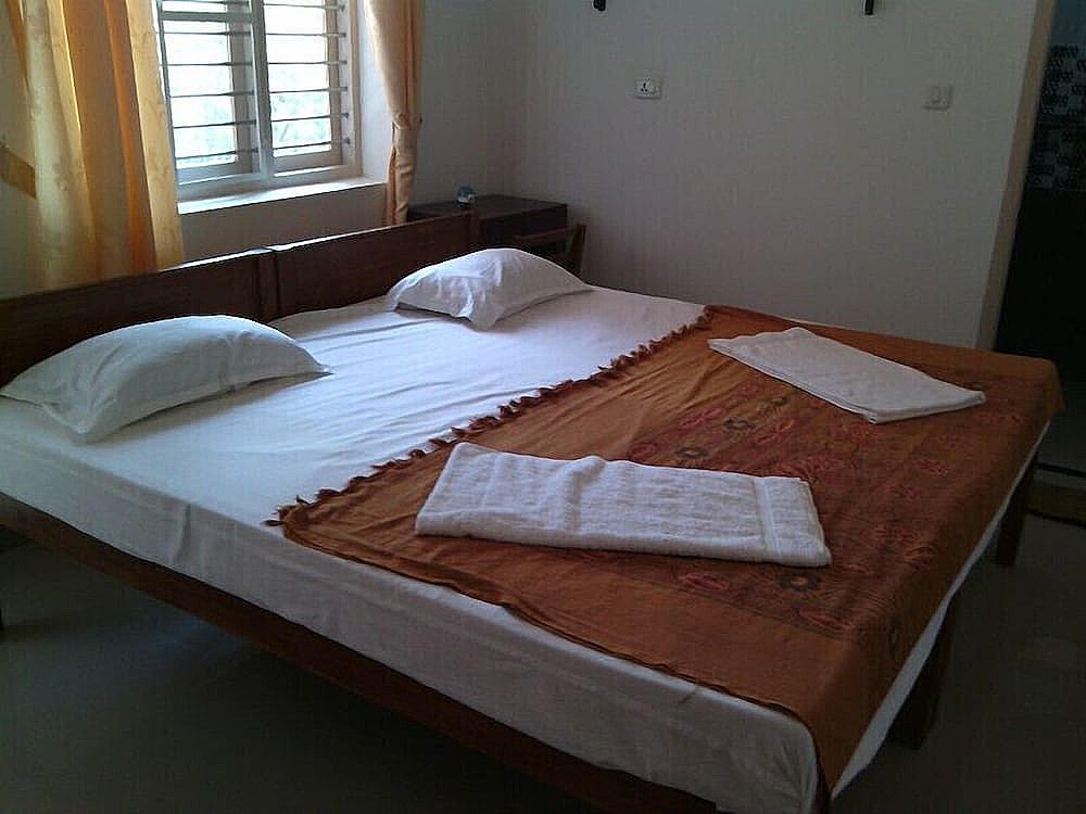 Nathan's Holiday Home AC Double Room With Balcony