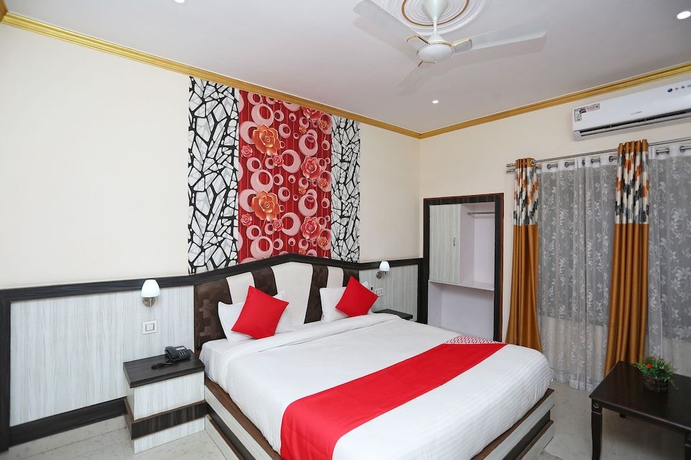 undefined OYO 33349 Budha Palace 8