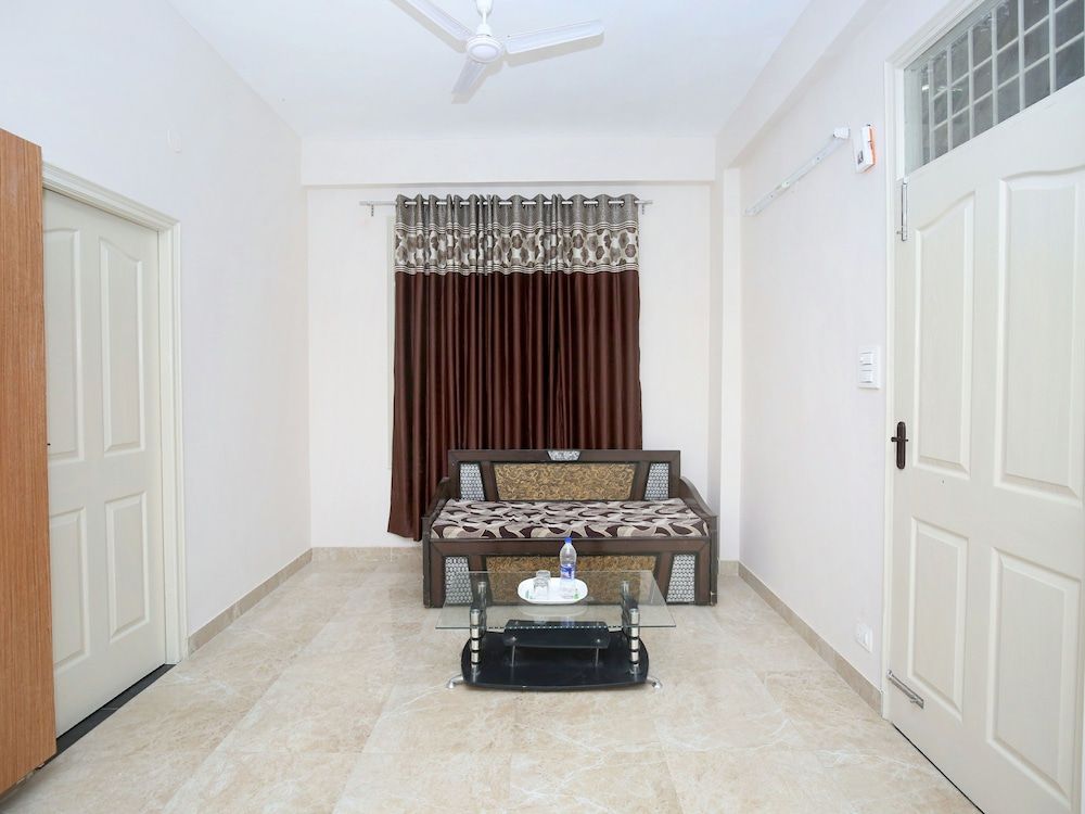 OYO 13433 Home Kasauli View 2BHK Dharampur Double or Twin Room 17