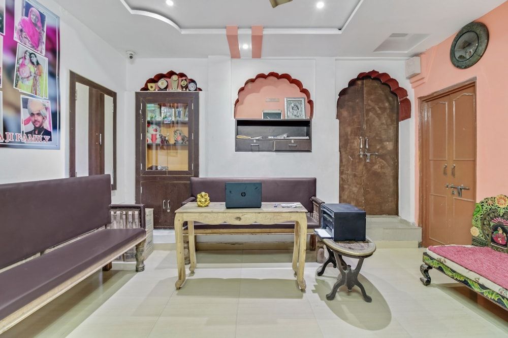 undefined OYO 46815 Banaji Home Stay 9