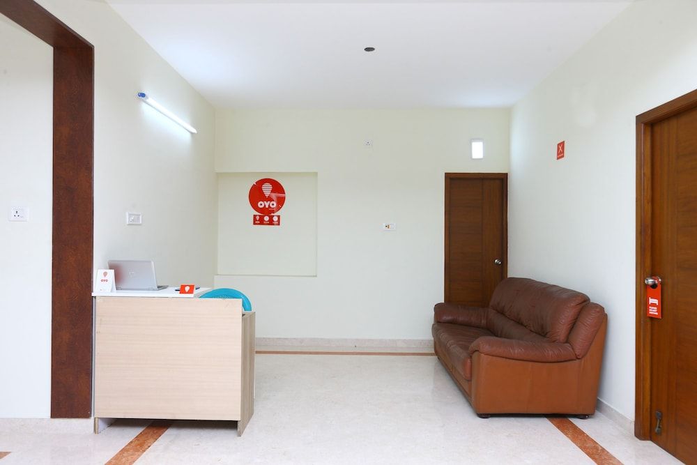 undefined OYO 10027 Hotel Red Petal 10