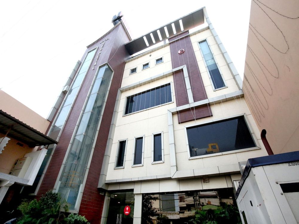 undefined OYO 10027 Hotel Red Petal