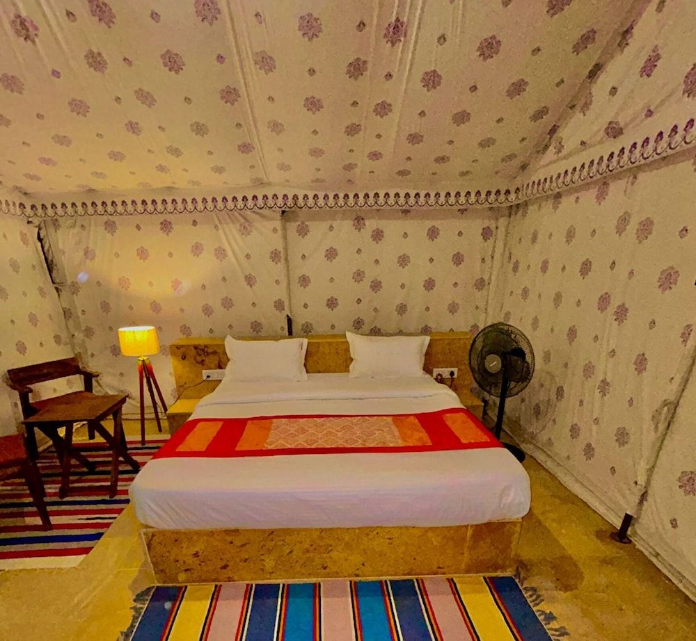 Amazing Desert Camp Deluxe Tent, 1 Double Bed, Resort View, Ground Floor 12